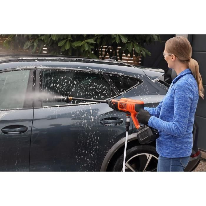 Black+Decker BCPC18D1-QW Hidrolimpiadora Inalámbrica de Litio 18V 24 Bar 2Ah con Boquilla 5 en 1 Multiusos 3