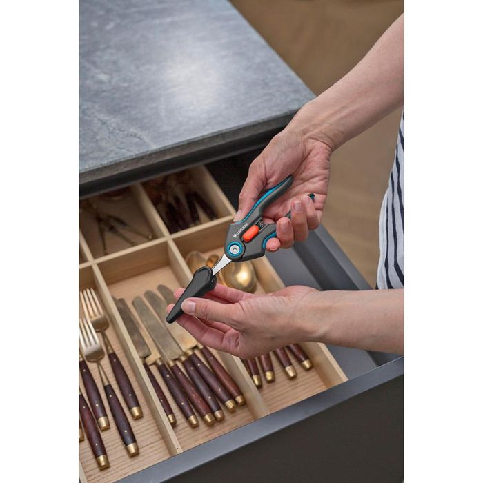 Gardena Tijeras Freshcut 12212-20 para Cosechar Hierbas Frescas Bayas o Flores Cortadas Corte Bypass 2