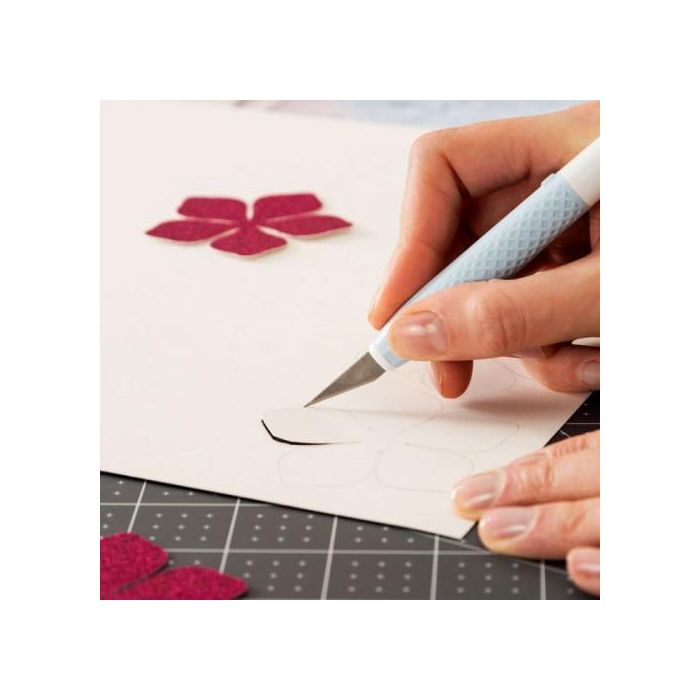 Cricut 2004843 pieza y accesorio para máquinas de corte para bricolaje Cuchilla de corte 4 Cricut 2004843 pieza y accesorio para máquinas de corte para bricolaje Cuchilla de corte 4