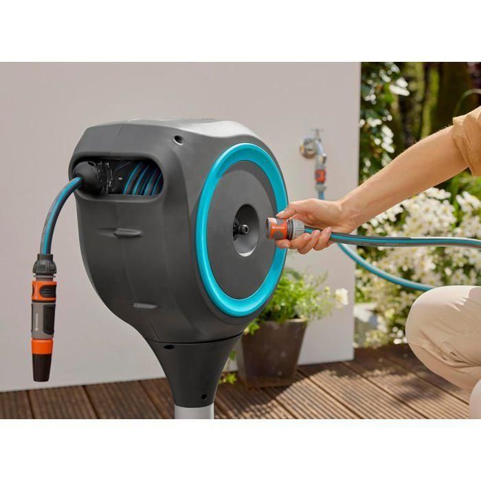 Enrollador de manguera automático para terraza - GARDENA - RollUp - S - Azul - Longitud 15 m - Manguera 13 mm 3 Enrollador de manguera automático para terraza - GARDENA - RollUp - S - Azul - Longitud 15 m - Manguera 13 mm 3
