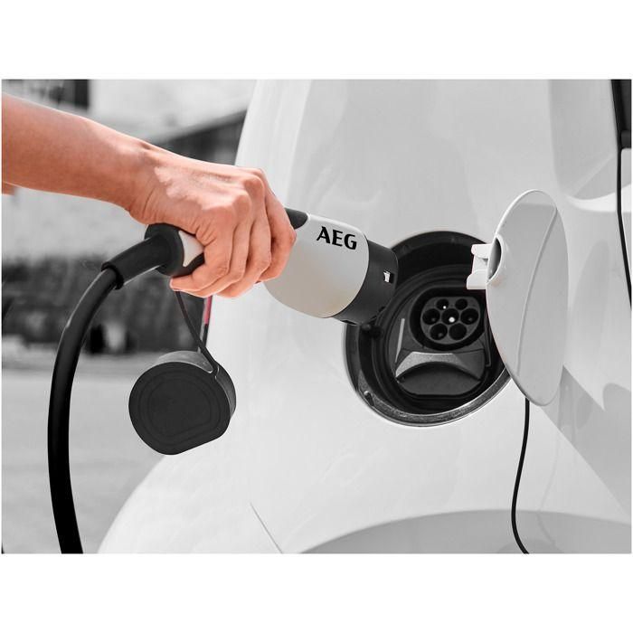 Cargador de baterías - BLACK DECKER - 201869 - Potencia máxima de carga: 4 Amperios. Capacidad de carga de 4 a 80 Ah 4 Cargador de baterías - BLACK DECKER - 201869 - Potencia máxima de carga: 4 Amperios. Capacidad de carga de 4 a 80 Ah 4