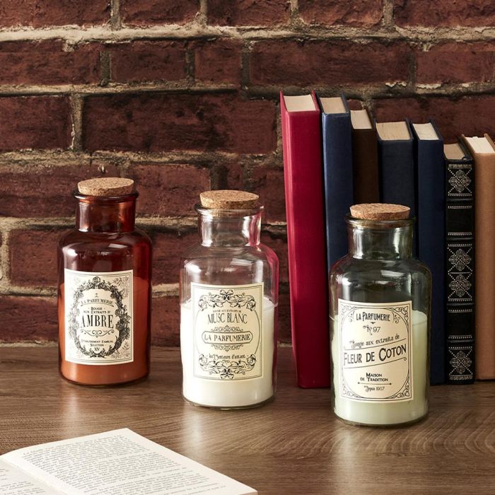 Home Deco Factory Vela Perfumada Apothicaire Flor de Algodón Ámbar Almizcle Blanco Botella Vidrio Tapón Corcho 17 cm 1