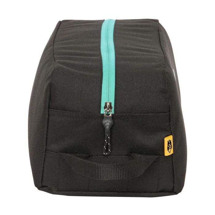 Zapatillero de Viaje Kings League El barrio Negro 34 x 15 x 18 cm 1 Zapatillero de Viaje Kings League El barrio Negro 34 x 15 x 18 cm 1