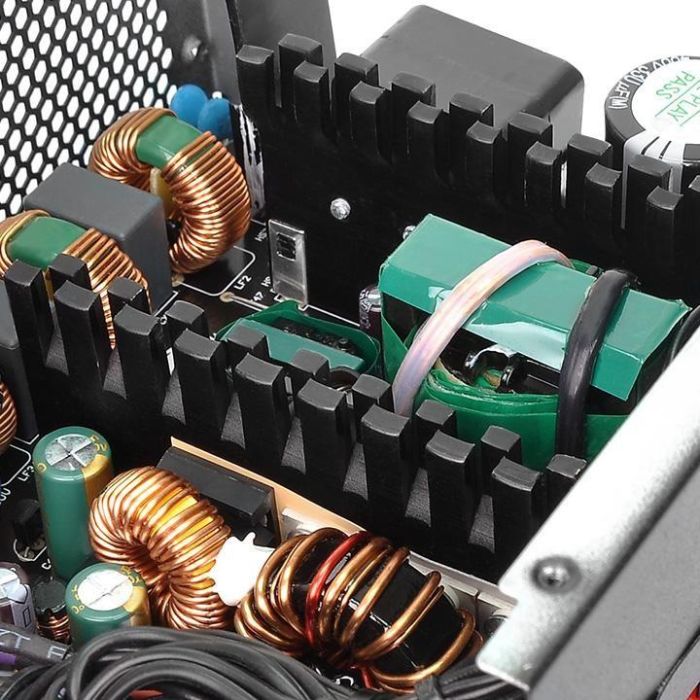 600W Thermaltake SMART DSP G | 80+ Bronze Digital Kabelmanagement 5 600W Thermaltake SMART DSP G | 80+ Bronze Digital Kabelmanagement 5
