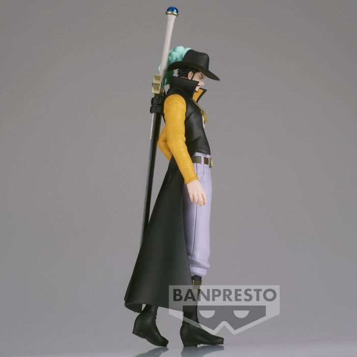 Banpresto Figura One Piece The Shukko Dracule Mihawk 16 cm PVC BP89726P 2 Banpresto Figura One Piece The Shukko Dracule Mihawk 16 cm PVC BP89726P 2