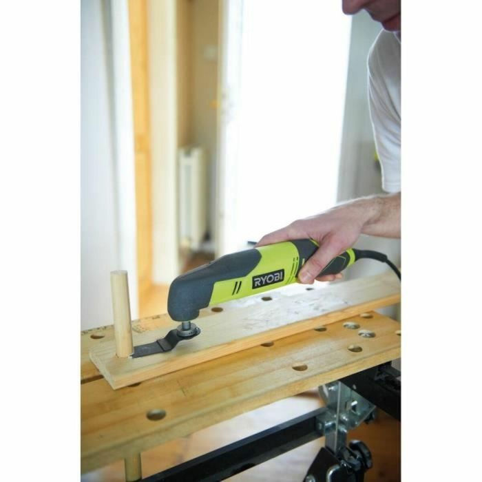 Ryobi Herramienta Multifunción 200W con Cable, Versátil para Serrar, Cortar, Lijar y Pelar, Variador de Velocidad y Kit de Accesorios 1 Ryobi Herramienta Multifunción 200W con Cable, Versátil para Serrar, Cortar, Lijar y Pelar, Variador de Velocidad y Kit de Accesorios 1
