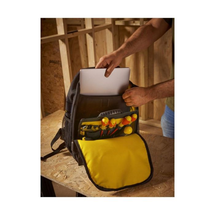 Stanley STST1-72335 Mochila Portaherramientas 15kg Nailon 600D, Compartimento Laptop, Divisor, Respaldo Acolchado 8 Stanley STST1-72335 Mochila Portaherramientas 15kg Nailon 600D, Compartimento Laptop, Divisor, Respaldo Acolchado 8