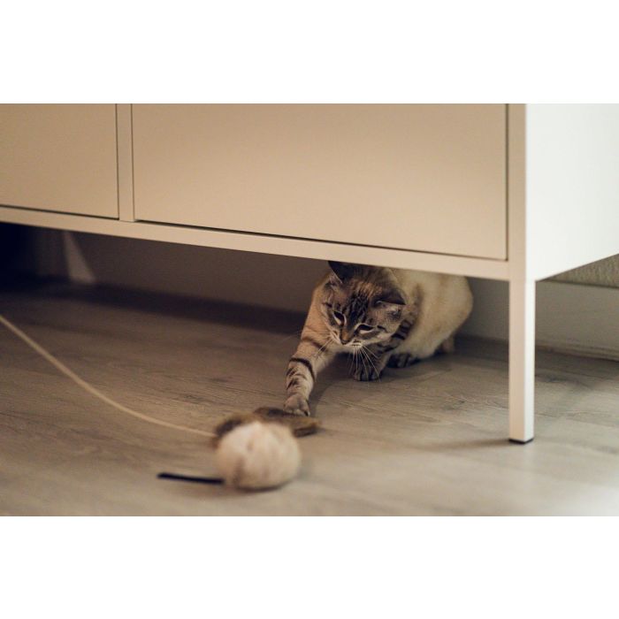 Gloria Rata Con Rabito De Cuero Juguete Para Gato Hecho Con Piel De Conejo Natural España 1