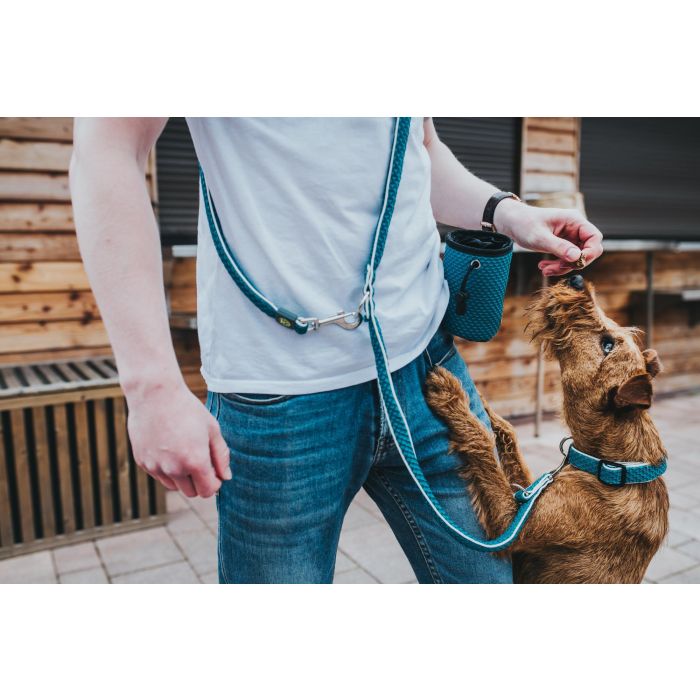 Hunter Portapremios Hilo Basic Turquesa para Entrenamiento Perros 14x10x8cm con Clip Cinturón y Cierre Cordón Malla 3D 0 Hunter Portapremios Hilo Basic Turquesa para Entrenamiento Perros 14x10x8cm con Clip Cinturón y Cierre Cordón Malla 3D 0