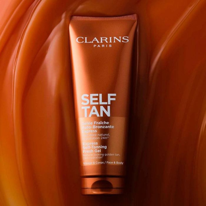 Clarins Gel Autobronceador Express Self-Tanning para Rostro y Cuerpo, 125 ml - Bronceado Natural y Uniforme sin Sol