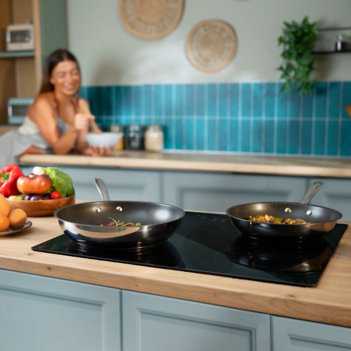 Placa de Inducción Cecotec Bolero Squad I 4200 7200 W 59 x 56 cm 4 Placa de Inducción Cecotec Bolero Squad I 4200 7200 W 59 x 56 cm 4