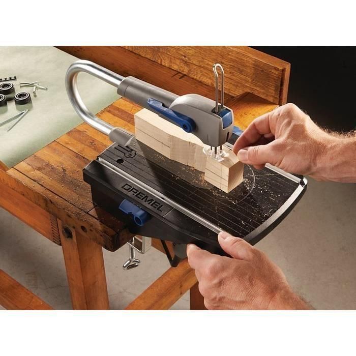 DREMEL MS20-1/5 Sierra de Calar Compacta Moto-Saw 70W 2 en 1 (Estacionaria/Portátil) Variador de Velocidad 1.500-2.250 rpm para Cortes de Precisión 3