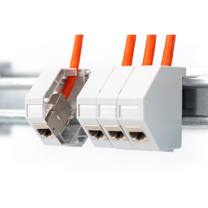 DIGITUS Keystone Gehäuse für Hutschienen Montage. IP20 6 DIGITUS Keystone Gehäuse für Hutschienen Montage. IP20 6