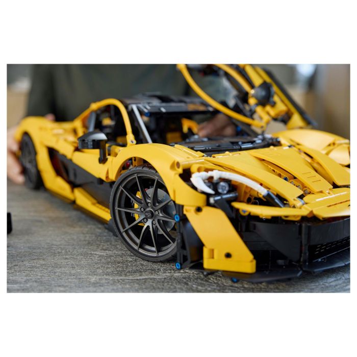 Lego 42172 McLaren P1 - Kit de Modelo de Hiperdeportivo para Adultos Entusiastas de Vehículos 15