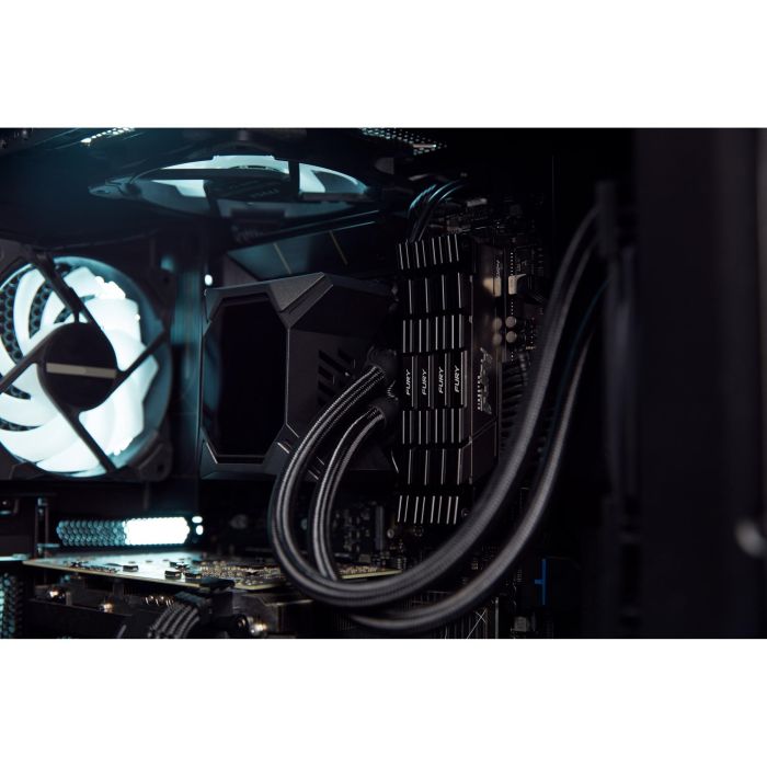Kingston FURY Renegade Black 8GB 3600MT/s DDR4 CL16 DIMM 18 Kingston FURY Renegade Black 8GB 3600MT/s DDR4 CL16 DIMM 18