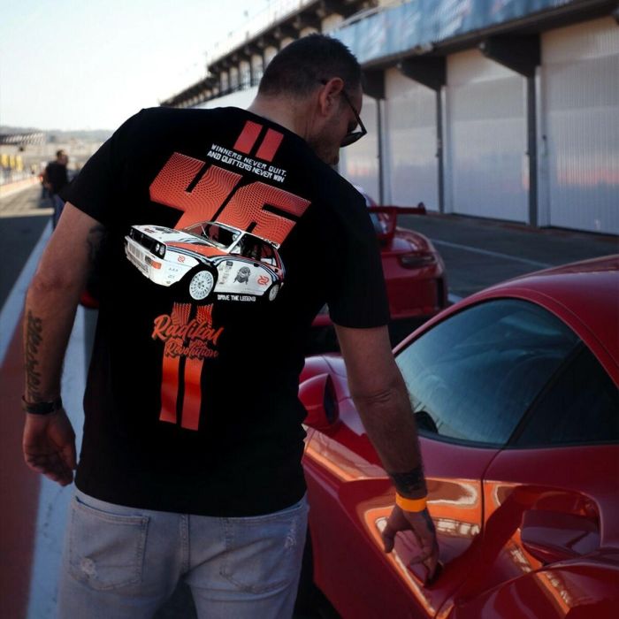 Radikal Revolution RKLDI103L Camiseta Lancia Delta Integrale Rally. 46 Victorias Legendarias, 'Winners Never Quit'. Talla L. 3 Radikal Revolution RKLDI103L Camiseta Lancia Delta Integrale Rally. 46 Victorias Legendarias, 'Winners Never Quit'. Talla L. 3