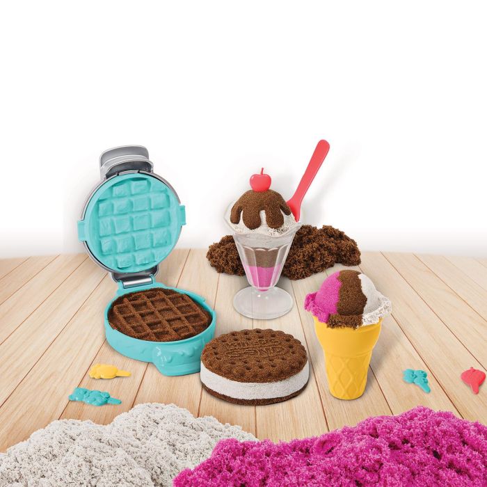 Spin Master Arena Mágica Kinetic Sand Ice Cream Treats 6059742 Juego de Crear Helados con Arena Perfumada para Niños +6 Años 4
