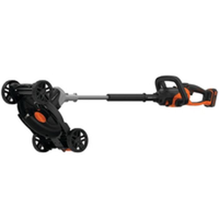 Black + Decker CM100 Base de corte con 4 ruedas 28-30cm 17 Black + Decker CM100 Base de corte con 4 ruedas 28-30cm 17