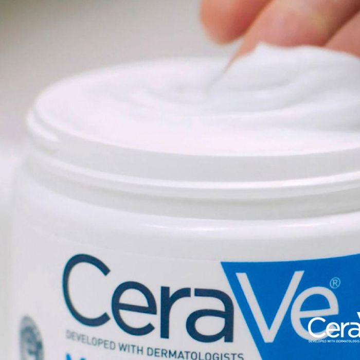 Cerave Crema Hidratante Rostro y Cuerpo con Ácido Hialurónico y Ceramidas Esenciales, 340 gr 2
