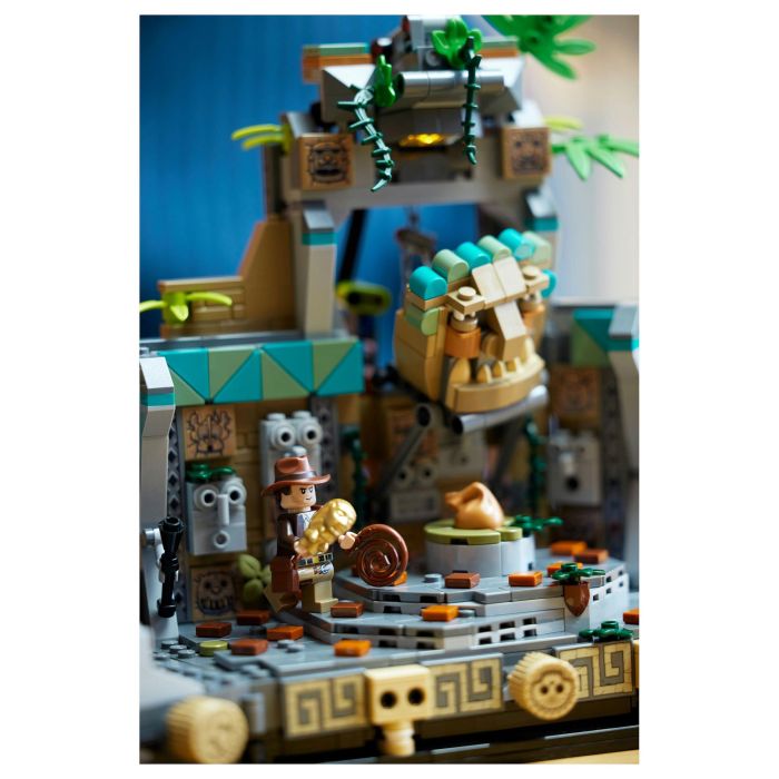 LEGO Indiana Jones 77015 Templo del Ídolo Dorado - Set de Construcción de 1545 Piezas para Adultos 18+