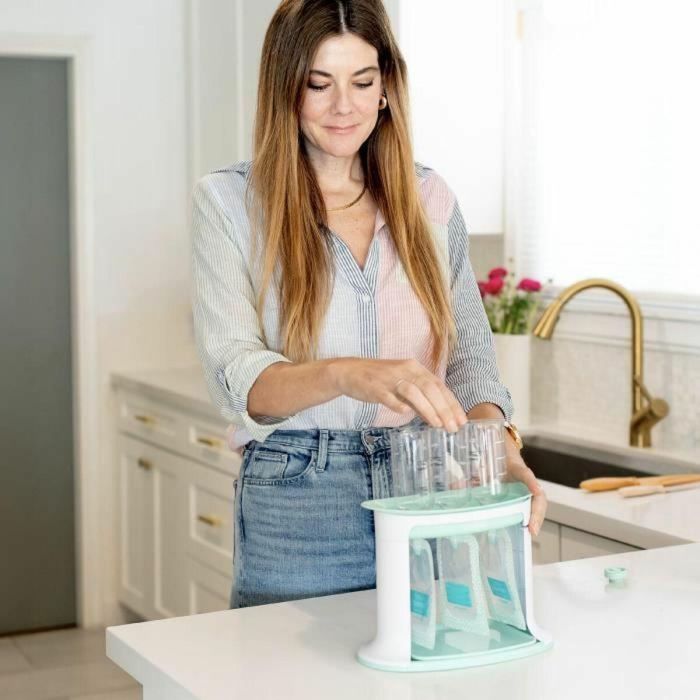 Infantino INF0773554981018 Squeeze Station Estación de llenado para preparación casera de purés, compotas y yogures en bolsas 2
