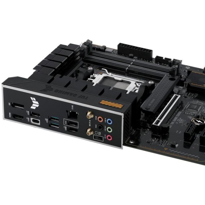 ASUS TUF GAMING A620-PRO WiFi AMD A620 Socket AM5 ATX, Compatible con AMD Ryzen 7/9 7th Gen, DDR5, Wi-Fi 6, 90MB1FR0-M0EAY0 6 ASUS TUF GAMING A620-PRO WiFi AMD A620 Socket AM5 ATX, Compatible con AMD Ryzen 7/9 7th Gen, DDR5, Wi-Fi 6, 90MB1FR0-M0EAY0 6