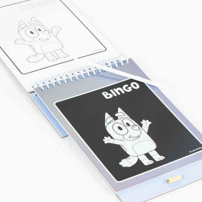 Cerdá Set de Papelería Scratch Book Bluey Infantil, color azul, ideal para niños a partir de 3 años, 14x20.5x1 cm 2