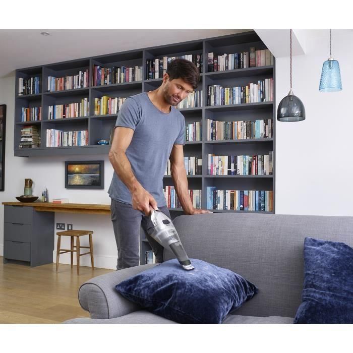 BLACK + DECKER NVC220WC-QW - Aspirador de mano - Dustbuster Lithium 7,2V - EasyGrip - Cromo y Titanio 2 BLACK + DECKER NVC220WC-QW - Aspirador de mano - Dustbuster Lithium 7,2V - EasyGrip - Cromo y Titanio 2
