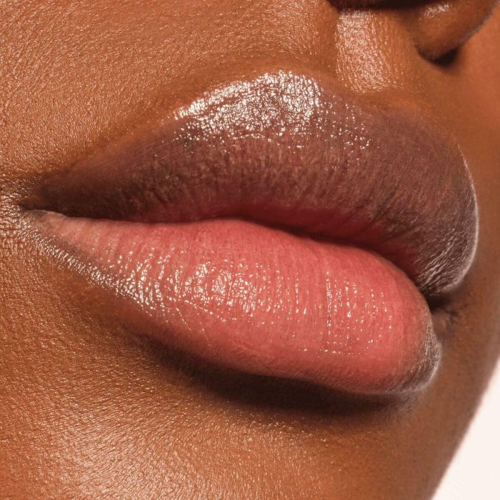 Pintalabios Catrice CARE IN CLOURS 3 g 1 Pintalabios Catrice CARE IN CLOURS 3 g 1