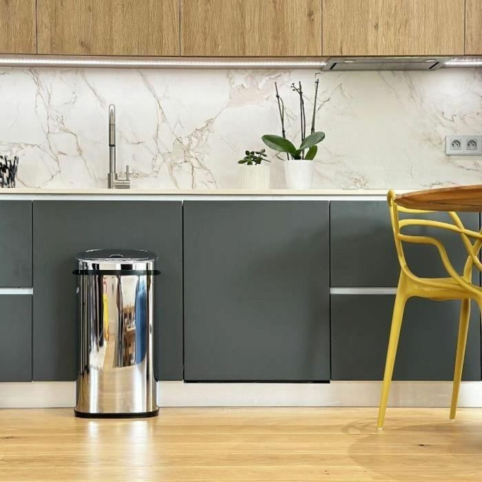 Kitchen Move Papelera de Cocina Automática | Cubo Basura LARGO 42 L Acero Inoxidable Espejo Rectangular con Flejes 2 Kitchen Move Papelera de Cocina Automática | Cubo Basura LARGO 42 L Acero Inoxidable Espejo Rectangular con Flejes 2