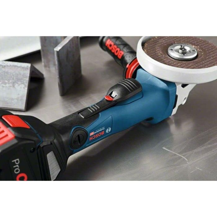 Bosch Professional BOS1694822457525 Kit Combinado 2 Herramientas 18V: Amoladora GWS 18V-10 P + Martillo GBH 18V-26 + 2x ProCORE18V 5.5Ah + GAL 1880 3 Bosch Professional BOS1694822457525 Kit Combinado 2 Herramientas 18V: Amoladora GWS 18V-10 P + Martillo GBH 18V-26 + 2x ProCORE18V 5.5Ah + GAL 1880 3