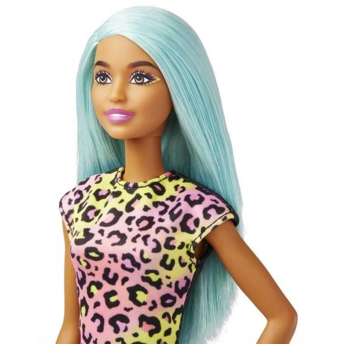 Barbie Hkt66 Muñeca Tú Puedes Ser Maquilladora con Delantal Estampado, Accesorios de Maquillaje, Pelo Azul y Zapatos Rosa, Edad +3 Años 4