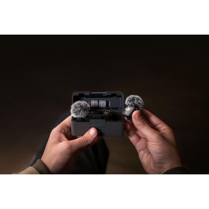 Kit de micrófono inalámbrico - DJI - Mic 3 - 2 transmisores (TX) - 1 receptor (RX) - Carga rápida 5 Kit de micrófono inalámbrico - DJI - Mic 3 - 2 transmisores (TX) - 1 receptor (RX) - Carga rápida 5