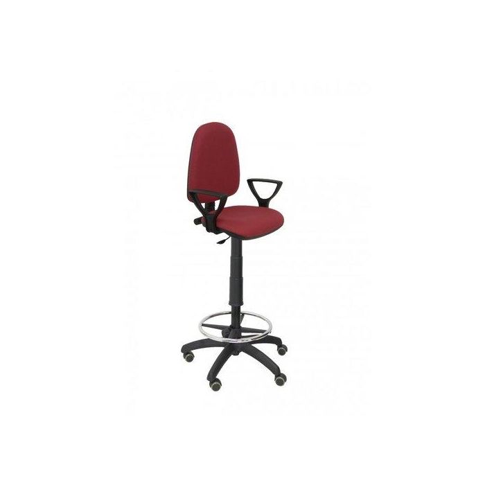 Taburete Piqueras Y Crespo Ayna Brazos Fijos Ergonomico Mecanismo De Contacto Permanente Regulable En Altura Y Aro Reposapies Ruedas De Parquet Asiento Y Respaldo Tapizados Bali Granate