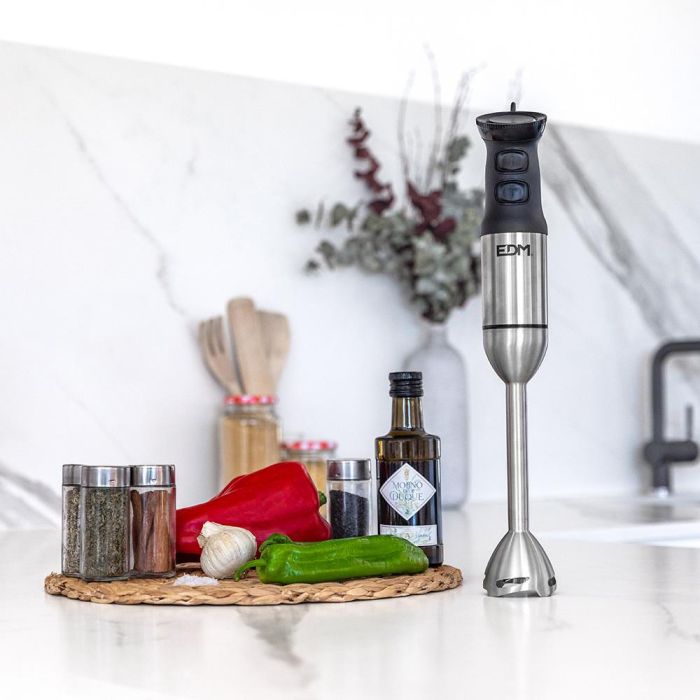Edm Batidora de mano 1000W, mango ergonómico, 2 velocidades + turbo, vaso mezclador 600ml, cuchillas acero inoxidable 3 Edm Batidora de mano 1000W, mango ergonómico, 2 velocidades + turbo, vaso mezclador 600ml, cuchillas acero inoxidable 3