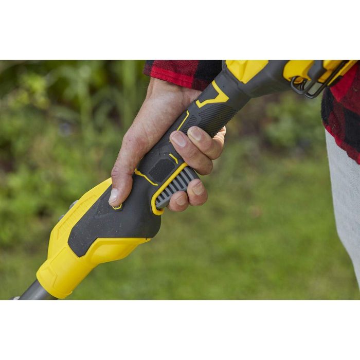 Desbrozadora multifunción Stanley SFMCSTB933M-QW 2 Desbrozadora multifunción Stanley SFMCSTB933M-QW 2