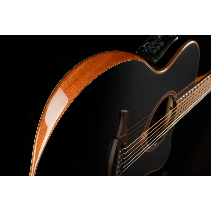 LAG Guitarra Acústica Auditorium A/E Cutaway Edición Limitada Bisel Negra Cedro Rojo Macizo Brillante 4