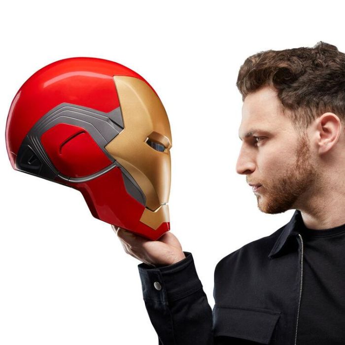 Hasbro HASF90165L0 Casco electrónico Iron Man Marvel Legends con efectos de luz coleccionable premium para adultos 11 Hasbro HASF90165L0 Casco electrónico Iron Man Marvel Legends con efectos de luz coleccionable premium para adultos 11