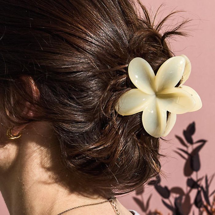 Cosmetic Club Pinza Pelo En Forma De Flor 1 Cosmetic Club Pinza Pelo En Forma De Flor 1
