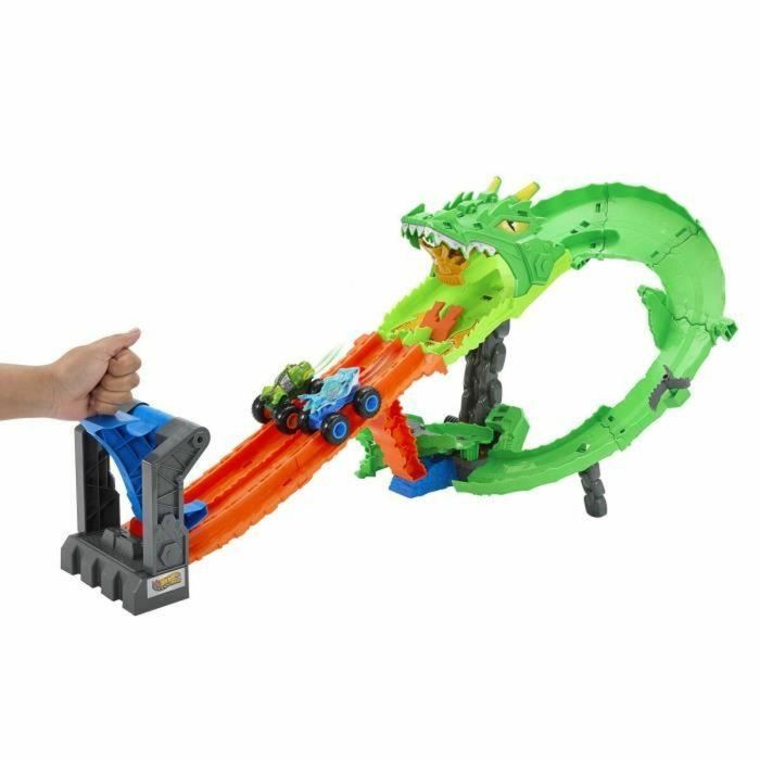Hot Wheels Monster Trucks Pista Dragon Destruction Sharks vs Dinos. Incluye 2 Coches. Medidas: 53,34x60x35,56 cm. Edad 4+ años 5 Hot Wheels Monster Trucks Pista Dragon Destruction Sharks vs Dinos. Incluye 2 Coches. Medidas: 53,34x60x35,56 cm. Edad 4+ años 5