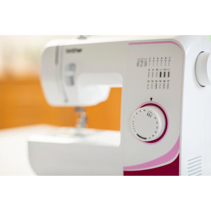 Brother Máquina de coser RL-417, Mecánica, 17 funciones de costura, Brazo libre, Iluminación LED, Incluye DVD 1