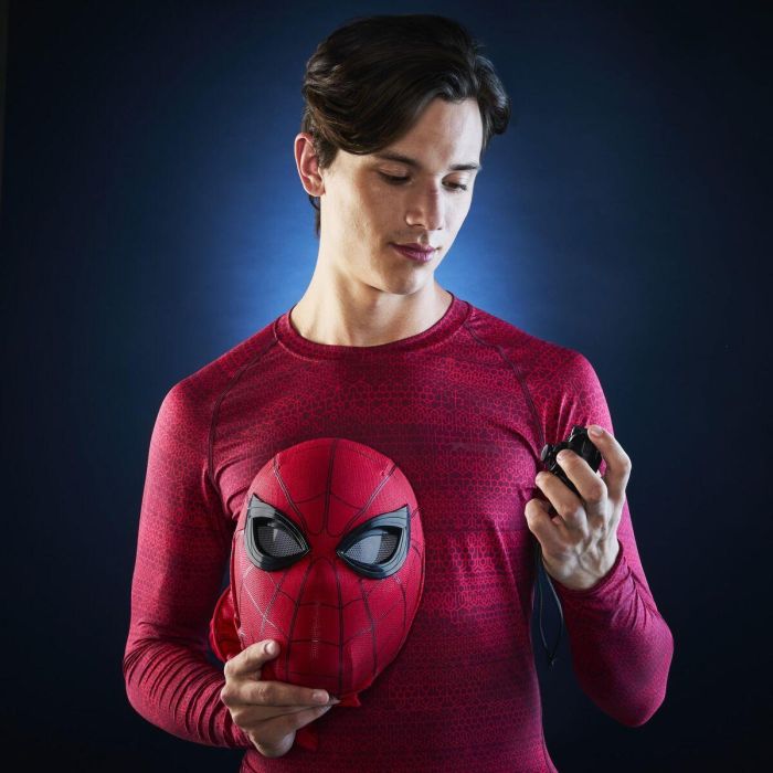 HASBRO Máscara Electrónica Spider-Man Homecoming Marvel Legends Series Ojos con Movimiento 13