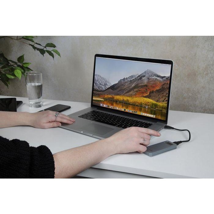 Verbatim 1 TB, M.2 SSD, 256-bit AES, 5Gbps, USB-C, 111 x 40 x 13 mm, 58.5 g, Grey 11 Verbatim 1 TB, M.2 SSD, 256-bit AES, 5Gbps, USB-C, 111 x 40 x 13 mm, 58.5 g, Grey 11