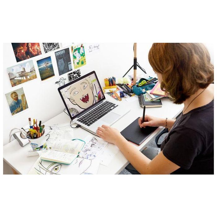 Wacom One by Wacom small - EMEA-North 2 Wacom One by Wacom small - EMEA-North 2