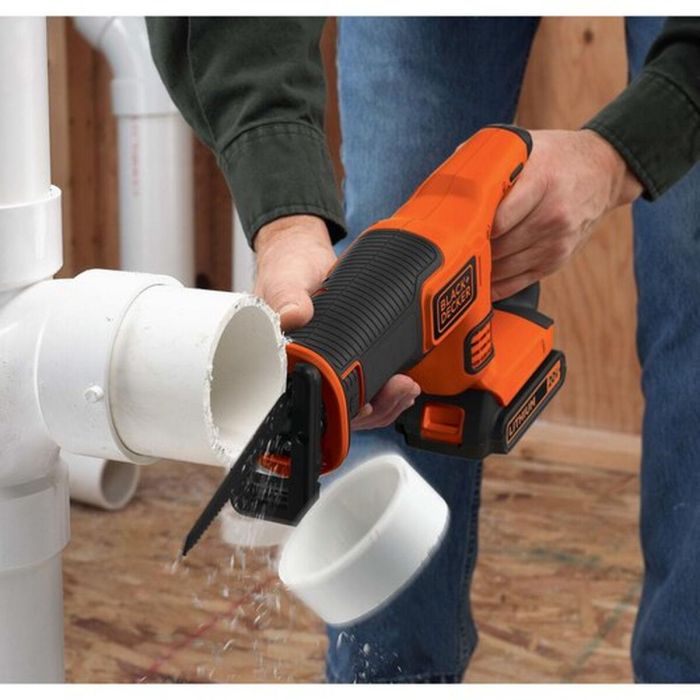 Black & Decker BDCR18N Sierra de sable inalámbrica, hoja de 15 cm. Cortes en madera, metal, plástico y poda; cambio sin herramientas. 7 Black & Decker BDCR18N Sierra de sable inalámbrica, hoja de 15 cm. Cortes en madera, metal, plástico y poda; cambio sin herramientas. 7