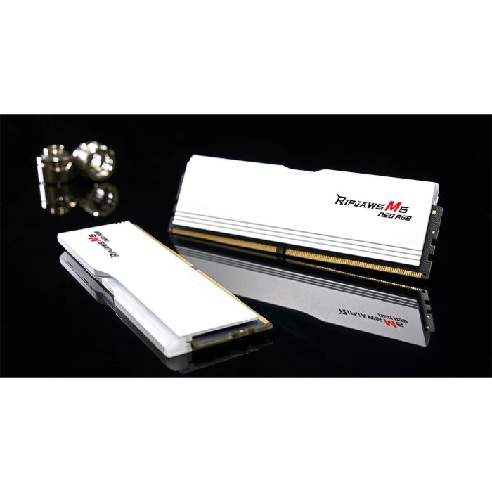 32GB (2x16GB) G.Skill Ripjaws M5 Neo RGB 6000 CL36 RAM Speicher Kit 3
