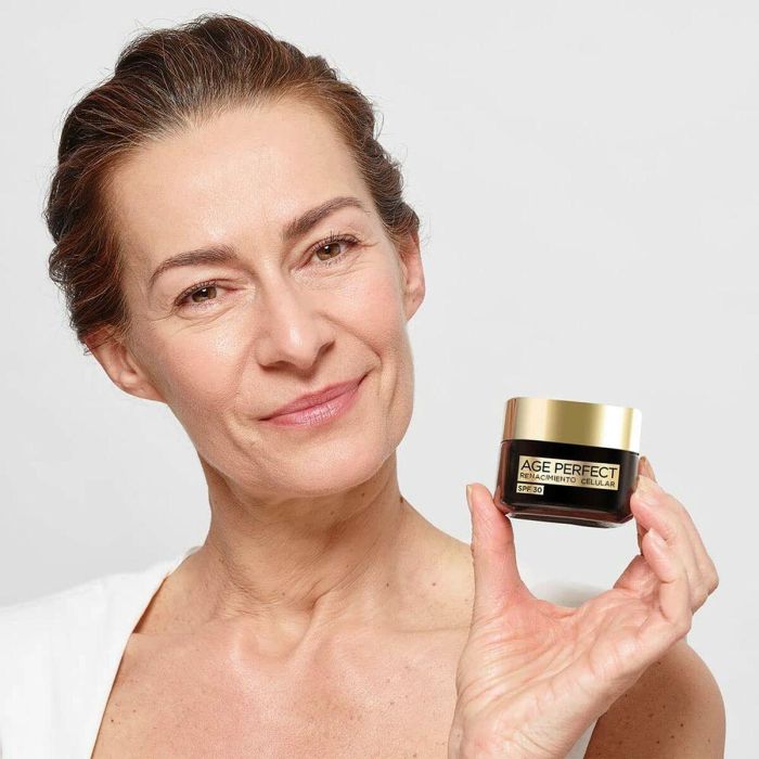 L'Oréal Paris Age Perfect Renacimiento Celular SPF30 Crema Día 50 ml 3