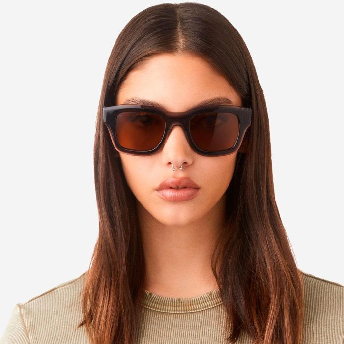 Hawkers CULTURE Gafas de Sol Polarizadas #Dark Grey Brown Unisex Diseño Cuadrado Lentes Anti-Deslumbramiento TR90 1 unidad 3 Hawkers CULTURE Gafas de Sol Polarizadas #Dark Grey Brown Unisex Diseño Cuadrado Lentes Anti-Deslumbramiento TR90 1 unidad 3