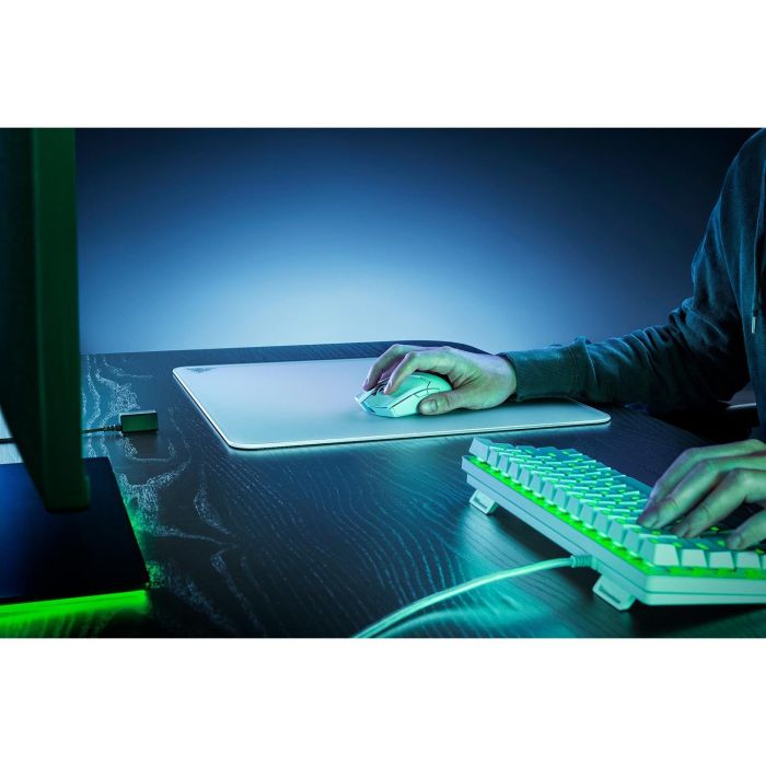 Razer Alfombrilla de ratón para juegos Razer Atlas, RZ02-04890200-R3M1, Vidrio templado y Caucho, 400 mm x 450 mm, Blanco 2