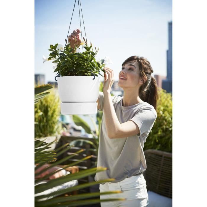 Maceta colgante ELHO Greenville 24 - Exterior - Ø 23.9 x H 20.3 cm - Blanco 3 Maceta colgante ELHO Greenville 24 - Exterior - Ø 23.9 x H 20.3 cm - Blanco 3